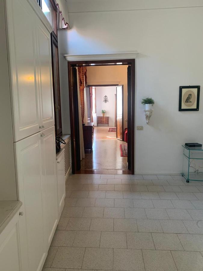 San Polo Corner Porzione Piano Nobile Apartment *